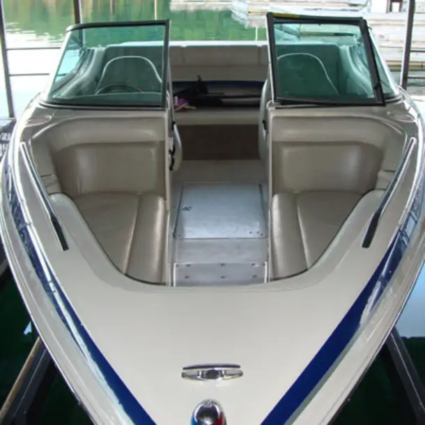 Rent this ski boat at Lost Bridge Marina on Beaver Lake in NW Arkansas